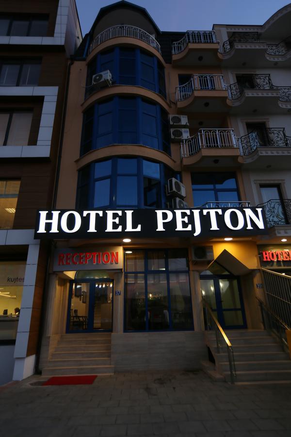 Hotel Pejton 프리슈티나 외부 사진